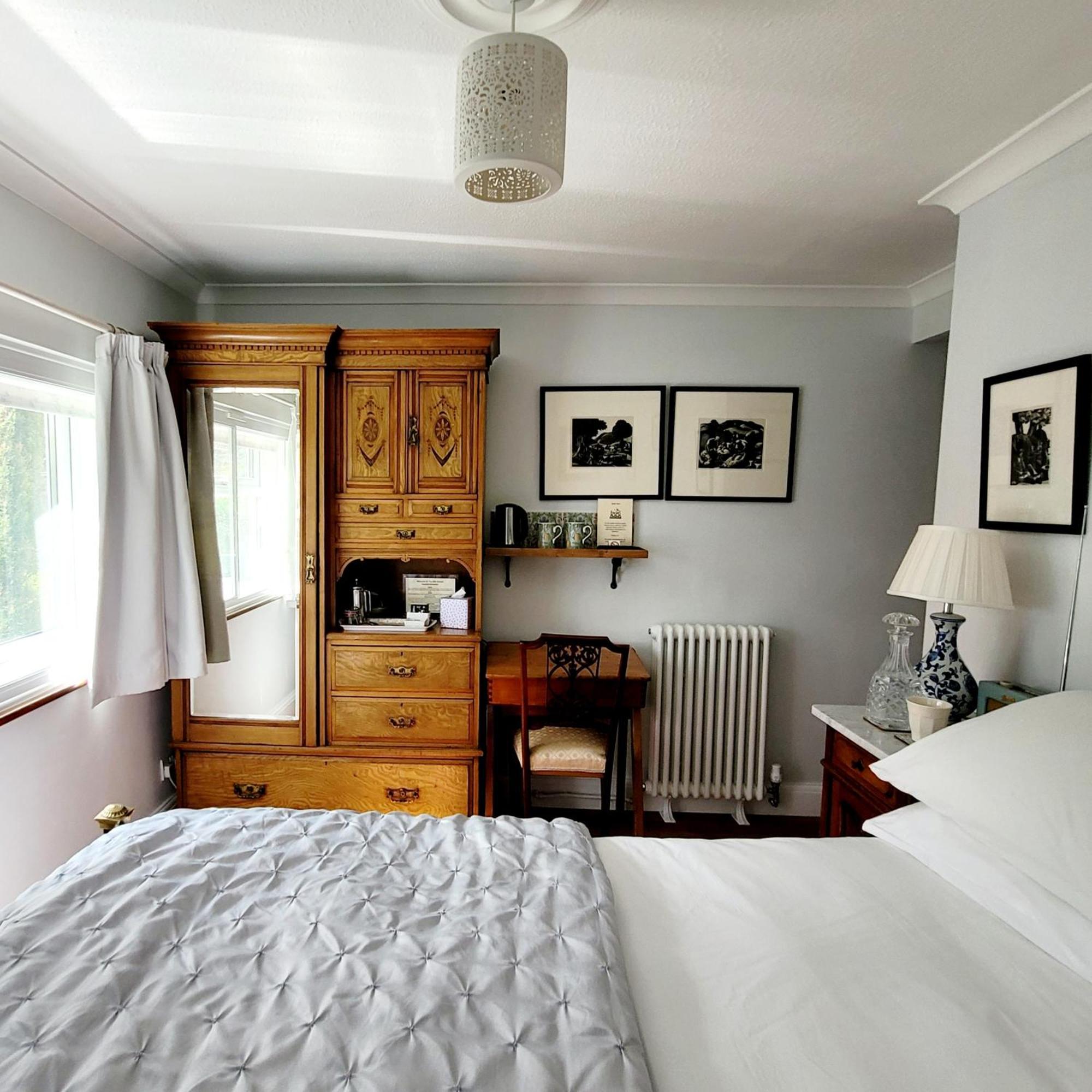 The Old School B&B Chichester Pokoj fotografie